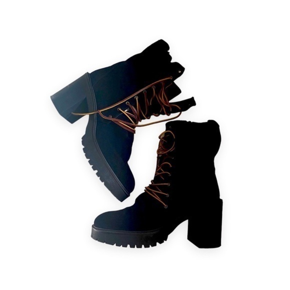 FREE PEOPLE CHUNKY HEELED BOOTIES